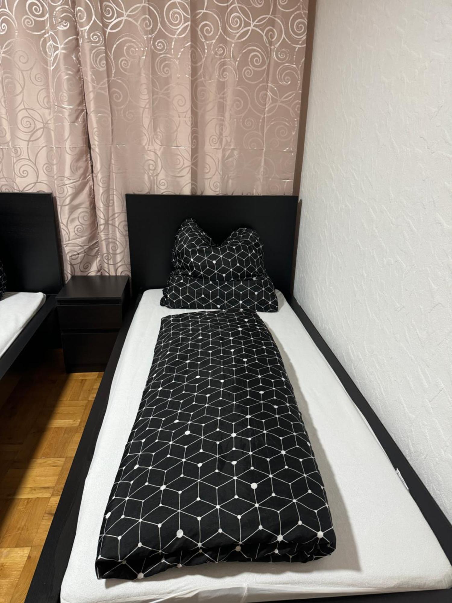 Laras Voll Ausgestattete Gartenwohnung Mit Wlan Und Tv Werne Luaran gambar