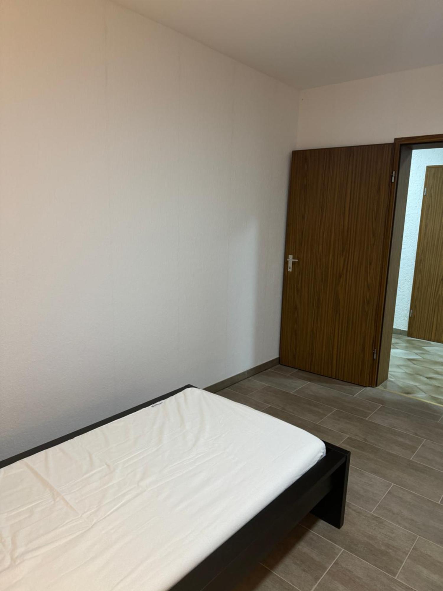 Laras Voll Ausgestattete Gartenwohnung Mit Wlan Und Tv Werne Luaran gambar